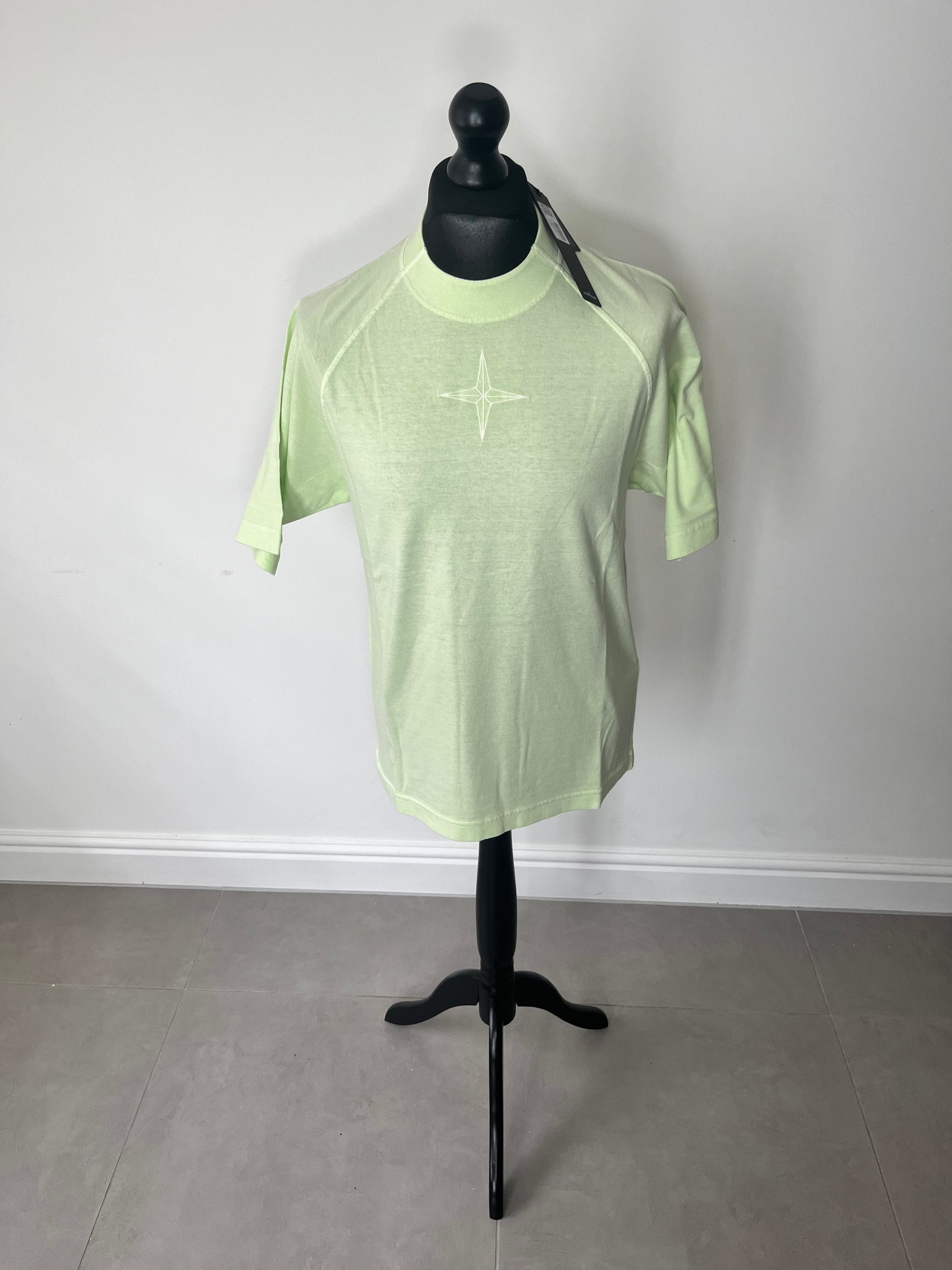 Stone island sales green shirt