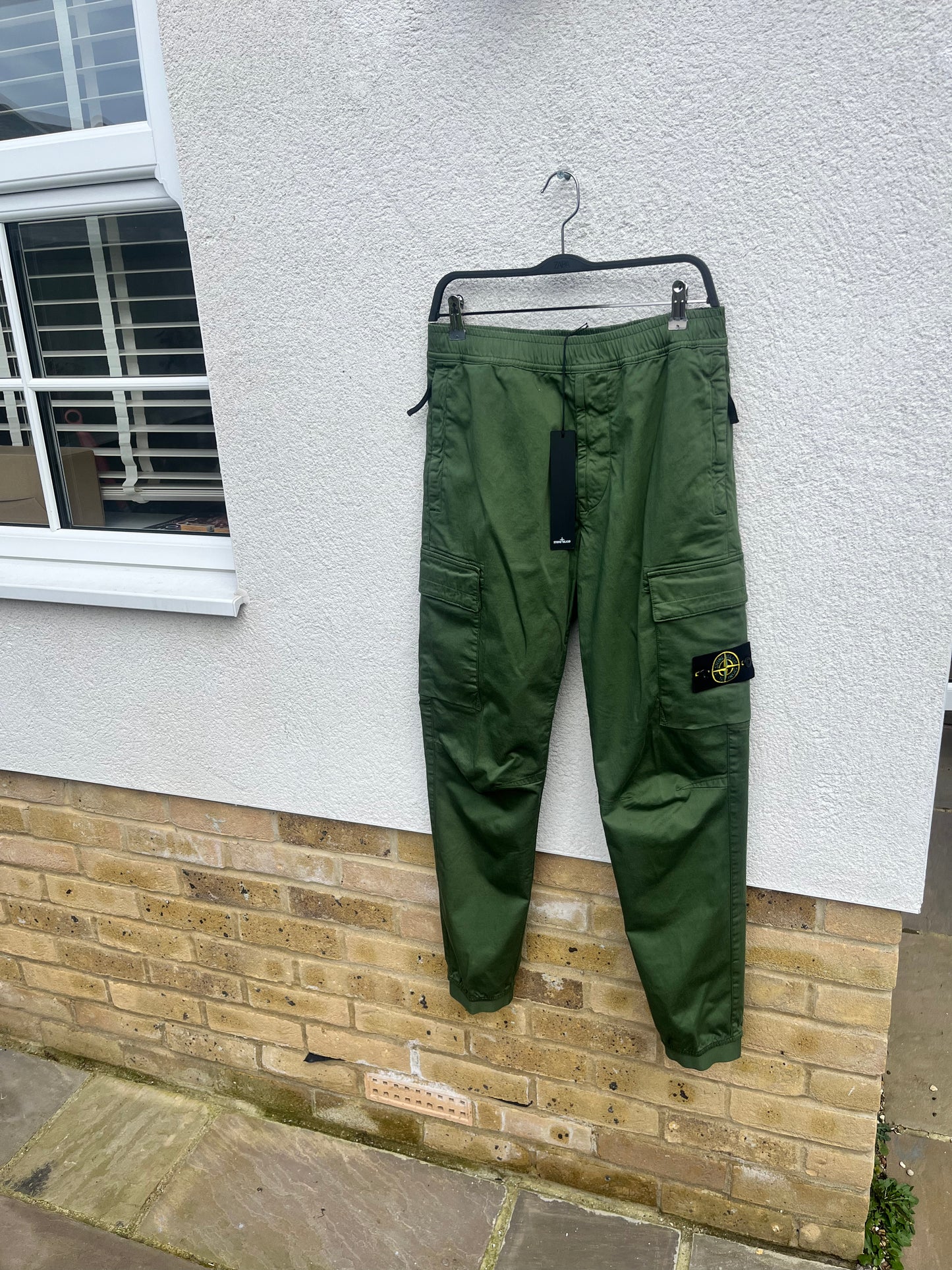 Stone Island Parachute Cargo Pants (Olive)