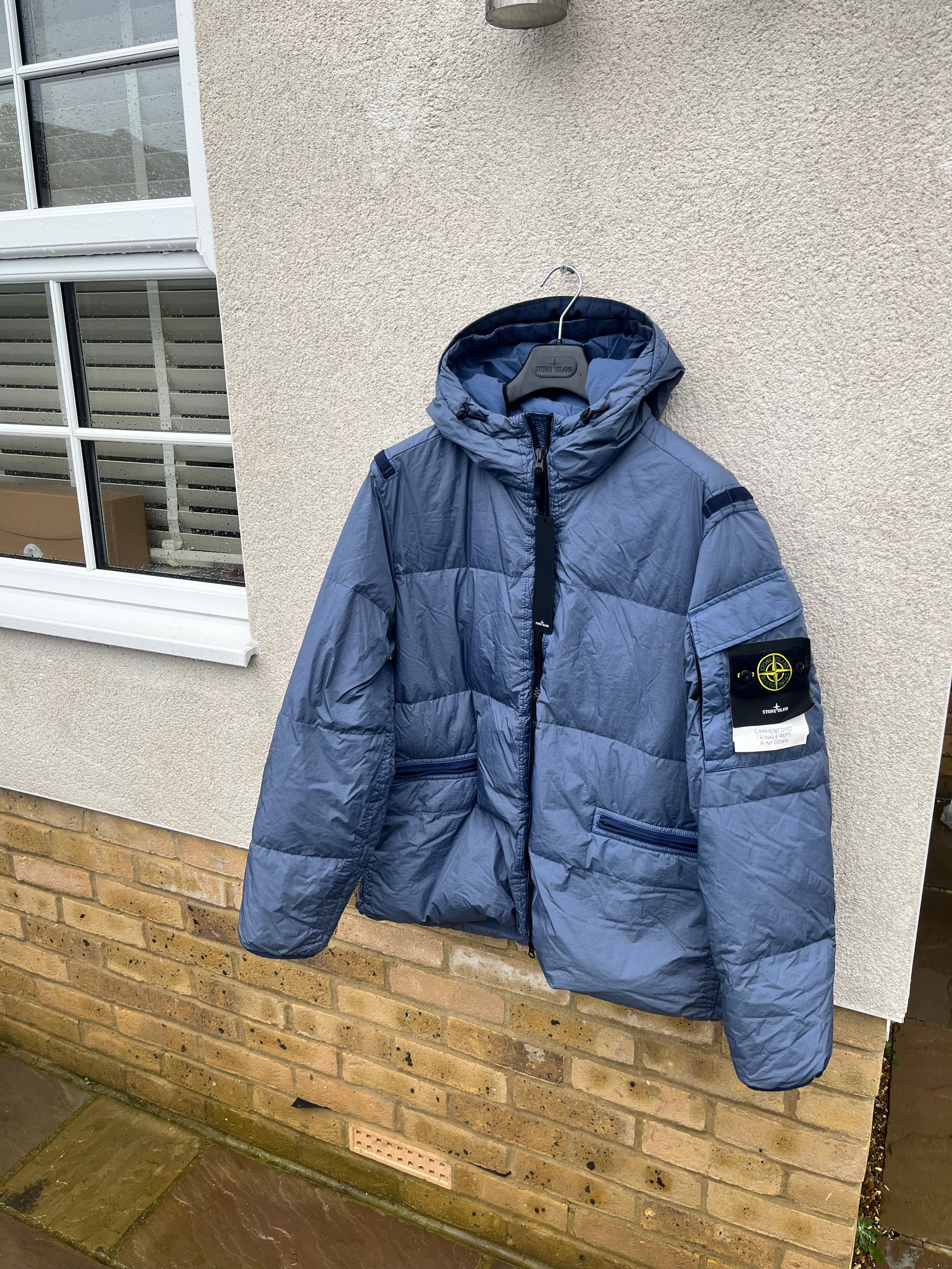 Garment dyed crinkle reps ny down sale stone island